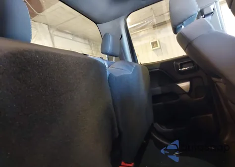 2017 Chevrolet Silverado 1500 2Lt z USA, uszkodzony, nr VIN 1GCVKREC3HZ277921